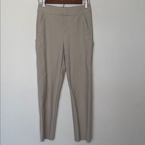 Athleta Stellar Straight Crop Pant Cream Size 2